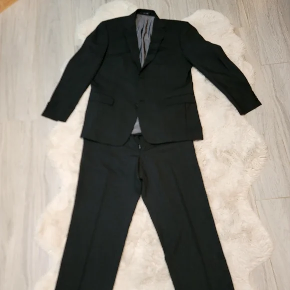 Hugo Boss Complete Suit Set